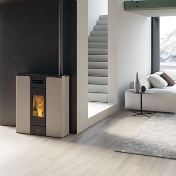 ESTUFA DE PELLETS ENTITY90+ - Imagen 1