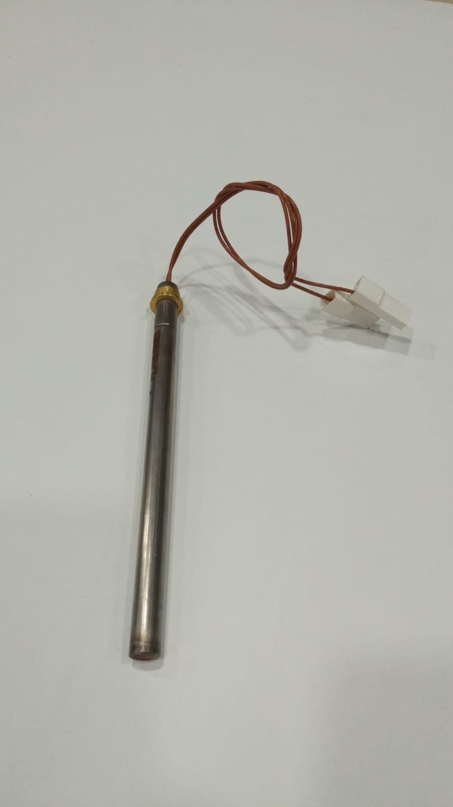RESISTENCIA 260W 145MM X9.5 CON TOPE Y TERMINAL FASTON - Imagen 1